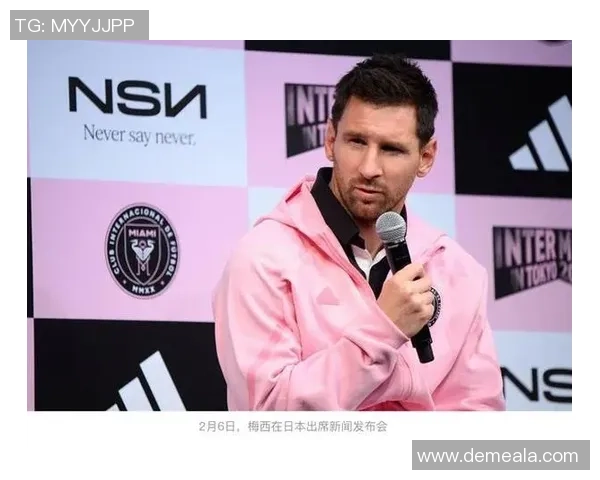 足球明星面具背后的故事与他们的传奇时刻揭秘